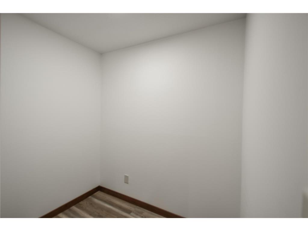 905 Larson Drive Zumbrota MN 55992 7044003 image24