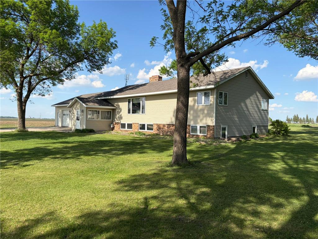 905 Main Street N Renville MN 56284 7083956 image2
