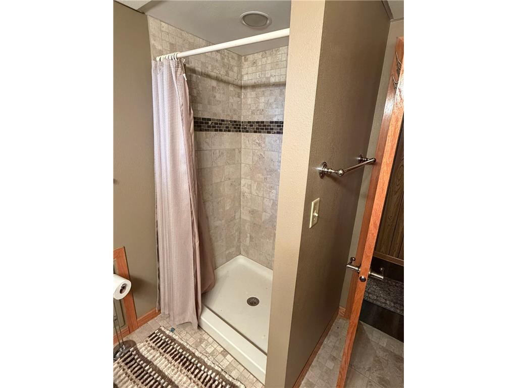 905 Main Street N Renville MN 56284 7083956 image30
