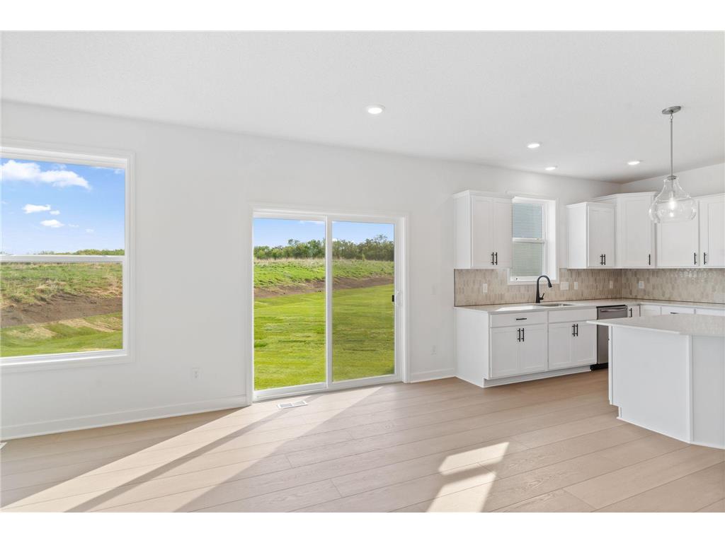 905 Milborne Lane NW Rochester MN 55901 7019035 image6