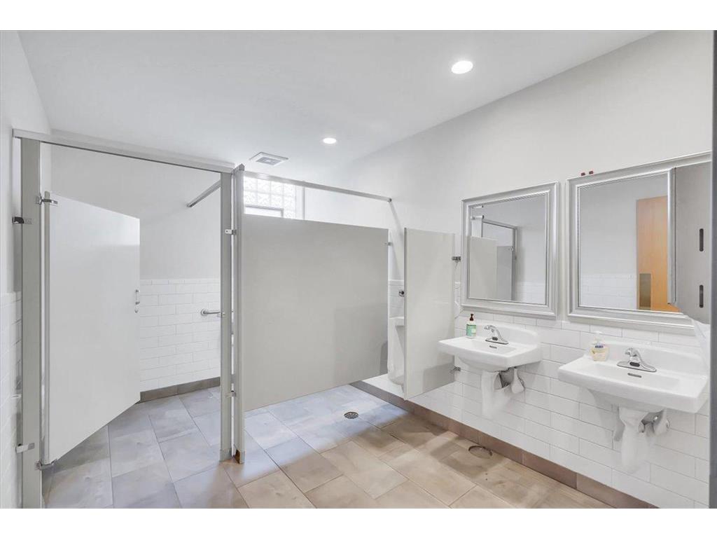 905 N 5th Street Minneapolis MN 55401 7042211 image10