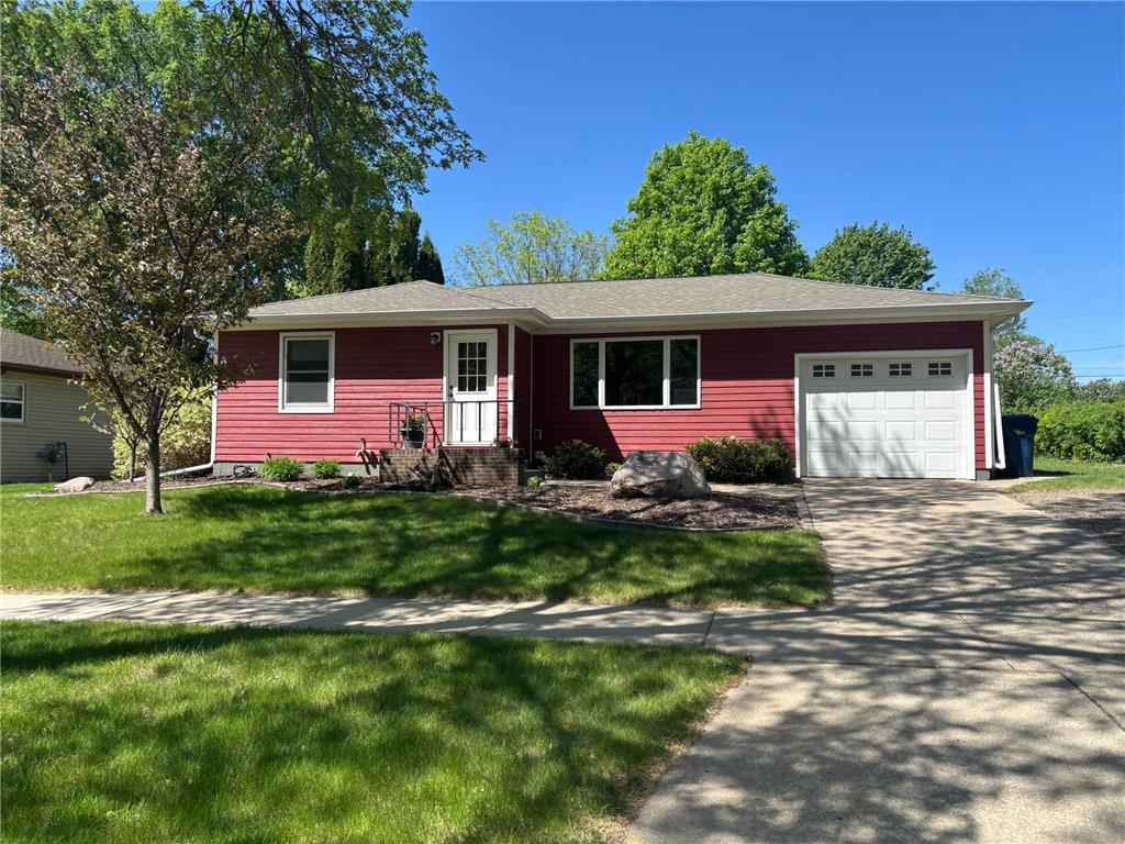 905 N Broadway Fergus Falls MN 56537 6719944 image1