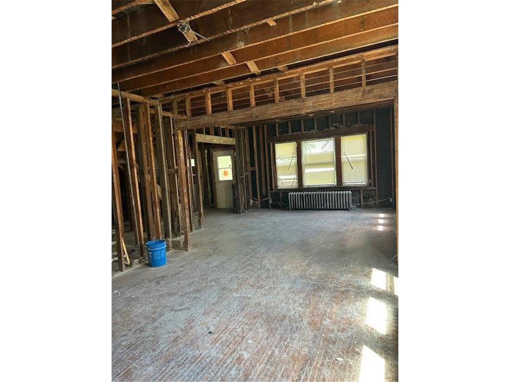 905 Queen Avenue N Minneapolis MN 55411 6775733 image4