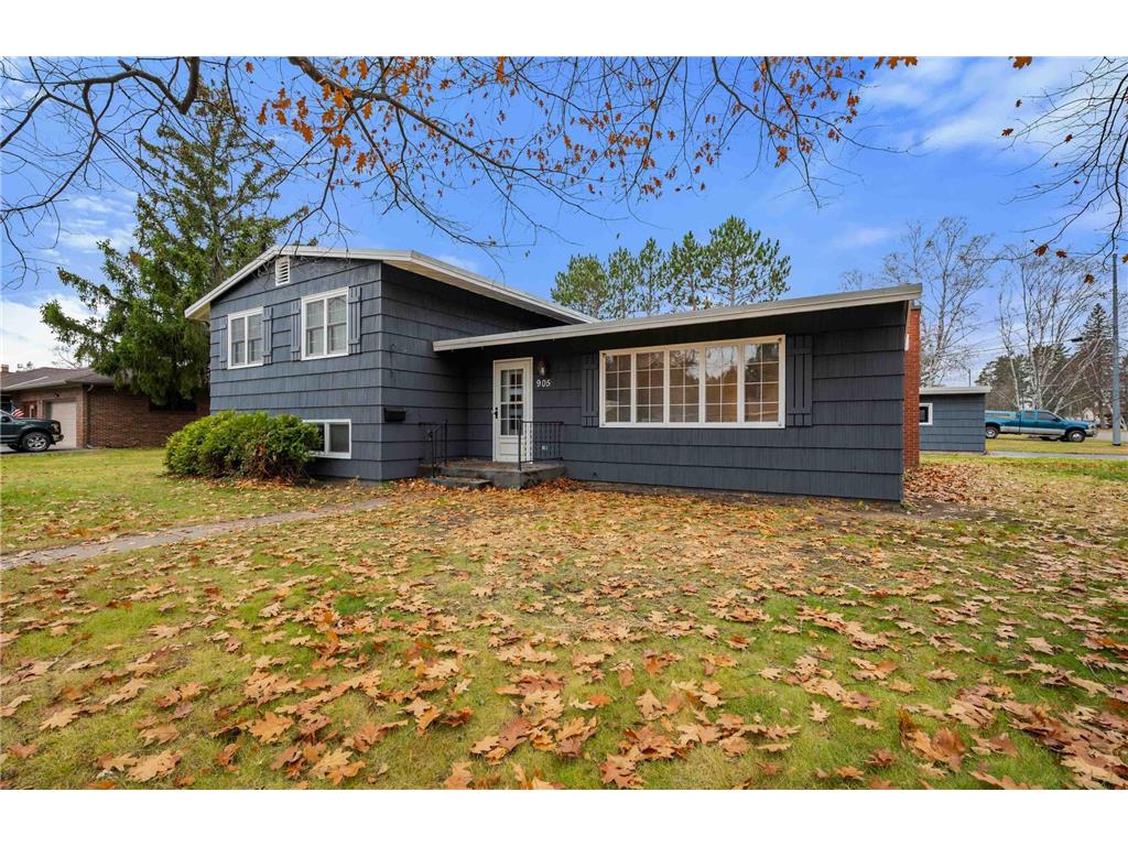 905 SW 4th Avenue Grand Rapids MN 55744 6813167 image1