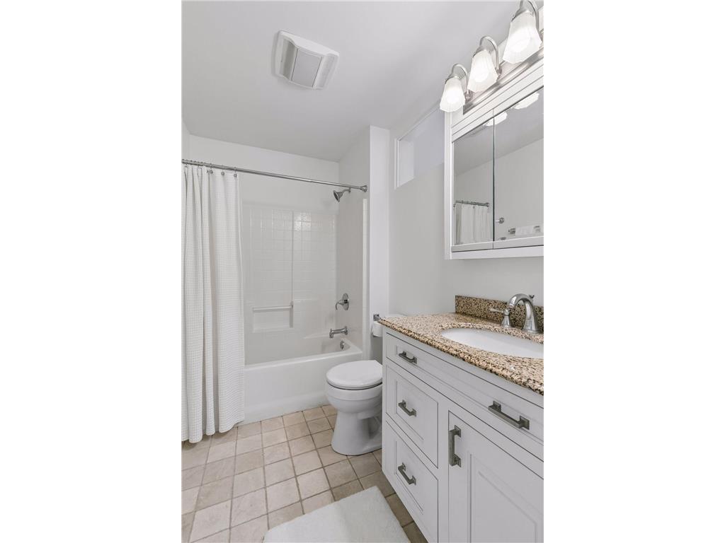 905 Sunflower Way Amery WI 54001 - Apple River 7048173 image25