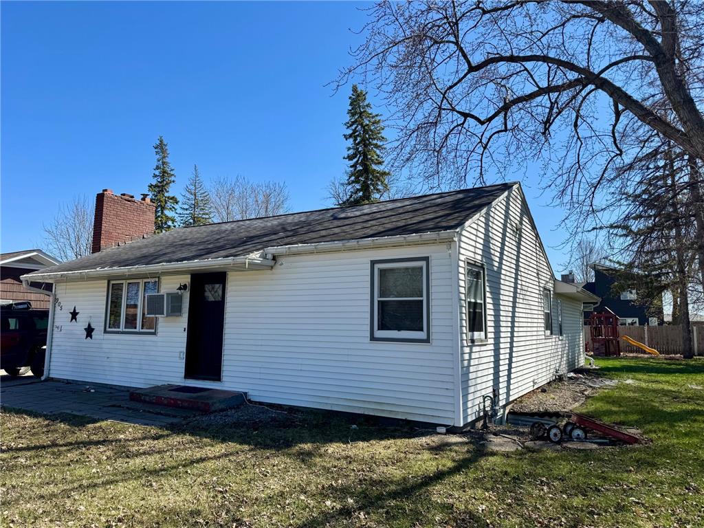 905 W Chestnut Avenue Olivia MN 56277 7056823 image2