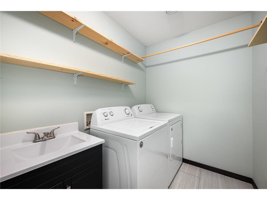 905 Wencel Avenue NE New Prague MN 56071 6806148 image25