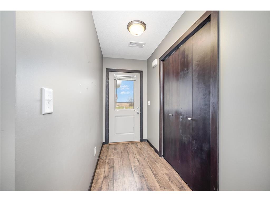 905 Wencel Avenue NE New Prague MN 56071 6806148 image4