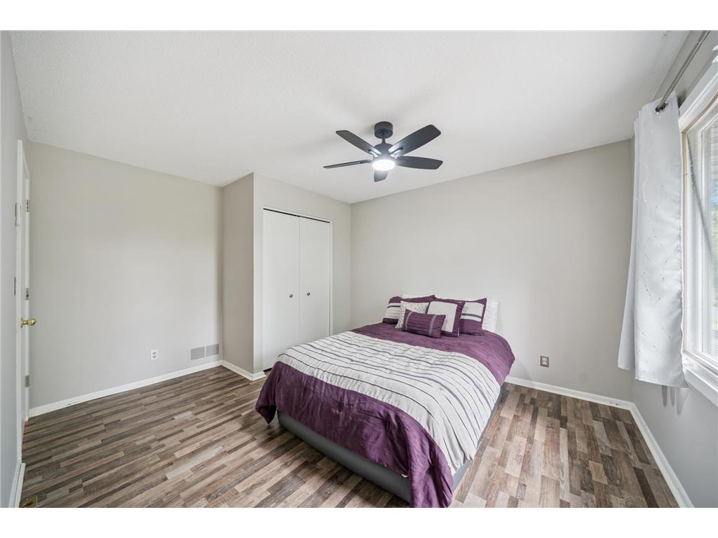 9052 Neill Lake Road #B Eden Prairie MN 55347 6769756 image11