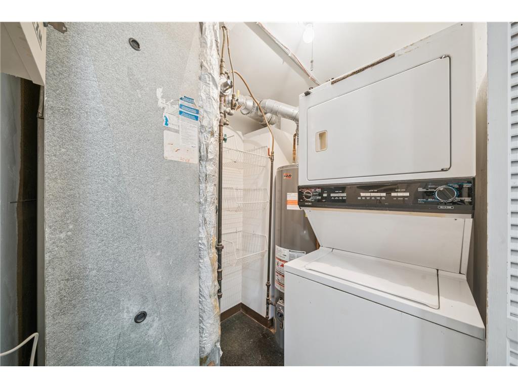 9052 Neill Lake Road #B Eden Prairie MN 55347 6769756 image26