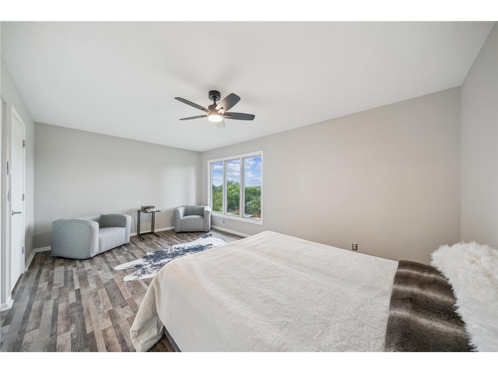 9052 Neill Lake Road #B Eden Prairie MN 55347 6769756 image7