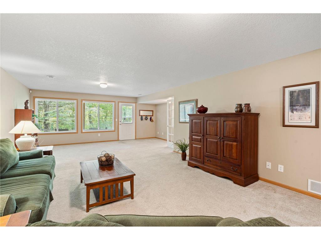 9052 Terra Verde Trail Eden Prairie MN 55347 - Staring 7064101 image22