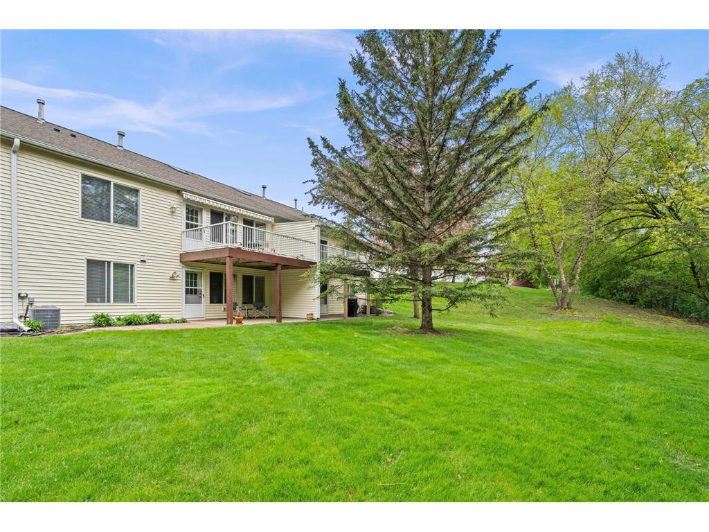 9052 Terra Verde Trail Eden Prairie MN 55347 - Staring 7064101 image30