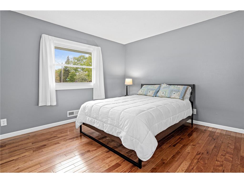 9055 Johnson Avenue S Bloomington MN 55437 7073840 image11