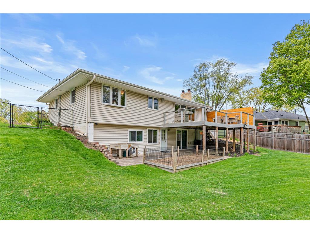 9055 Johnson Avenue S Bloomington MN 55437 7073840 image24