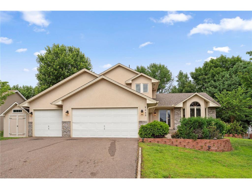 9055 Regent Parkway Brooklyn Park MN 55443 6751238 image1