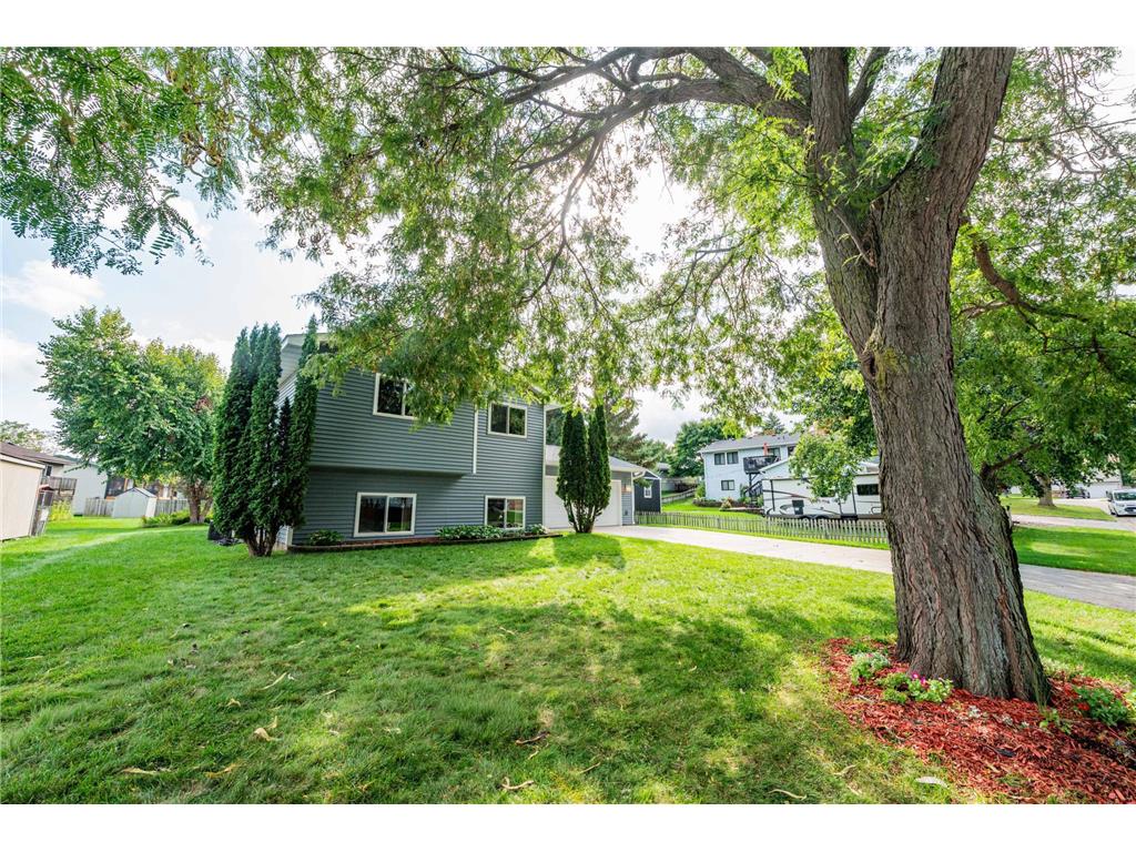 9055 Upper 81st Street S Cottage Grove MN 55016 6760350 image1