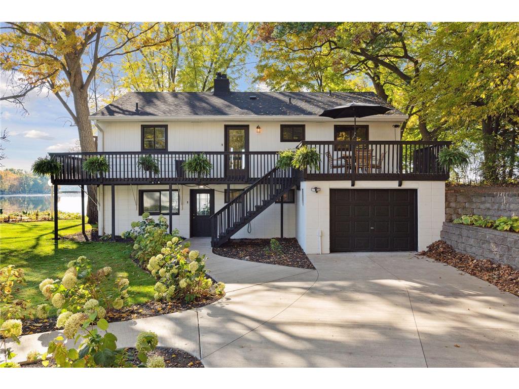 9059 N Shore Trail N Forest Lake MN 55025 - Forest 6450993 image1