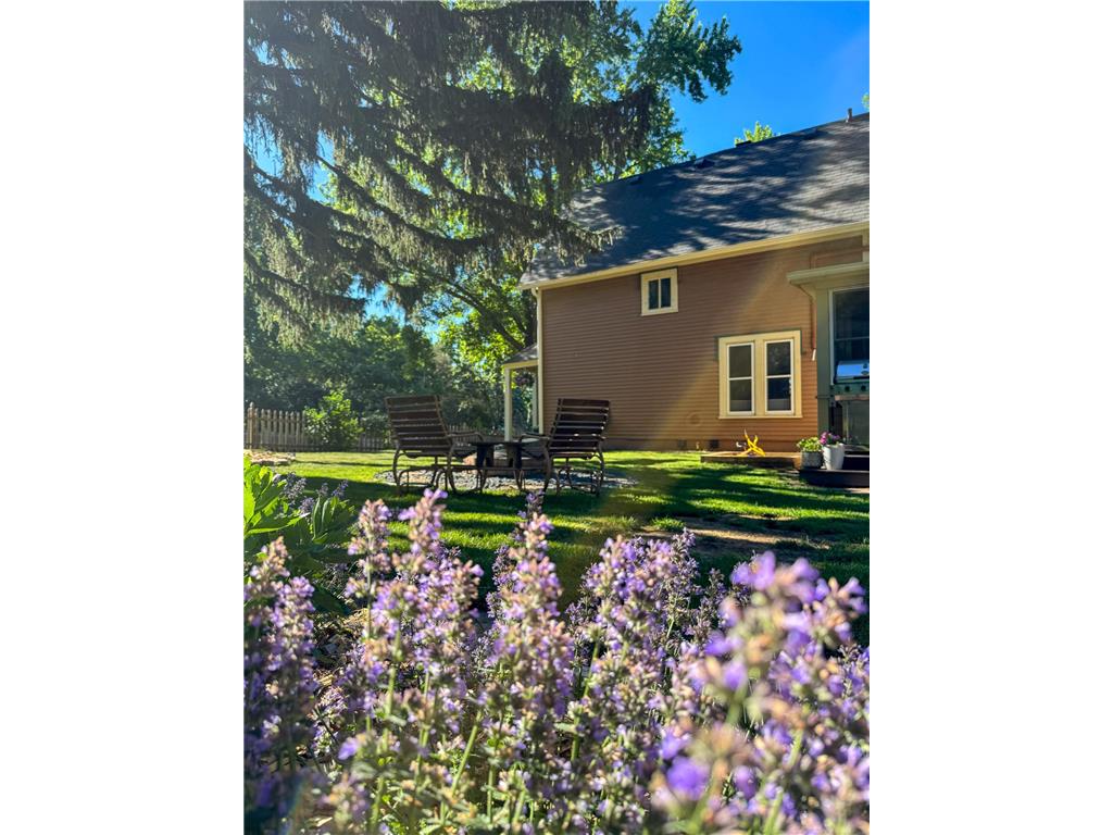 906 4th Street N Stillwater MN 55082 7061795 image1