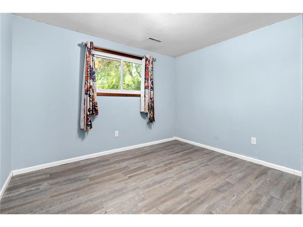 906 5th Avenue NE Little Falls MN 56345 7079481 image12
