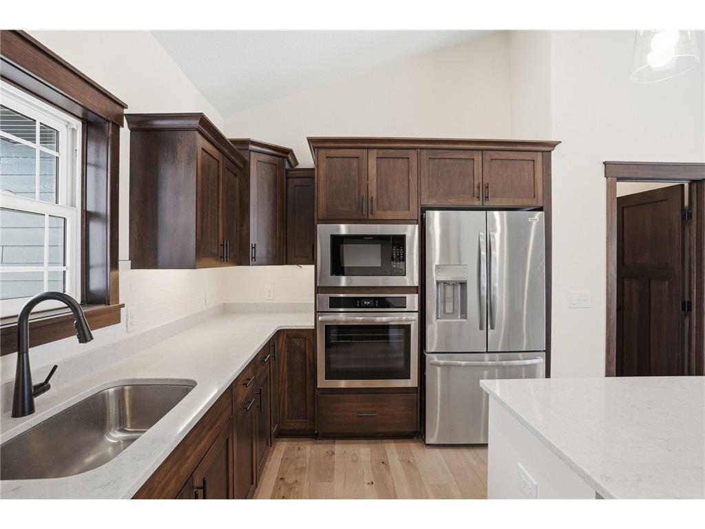 906 Acorn Court Kinnickinnic Twp WI 54016 6825439 image25