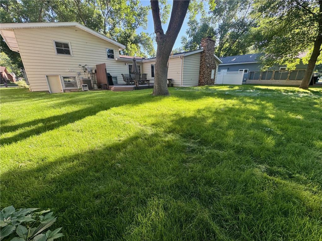 906 Birch Street Marshall MN 56258 7086166 image25