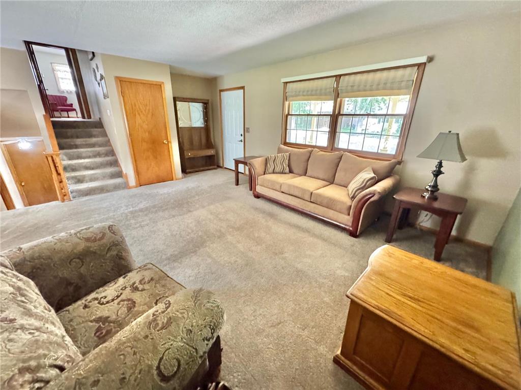 906 Birch Street Marshall MN 56258 7086166 image4