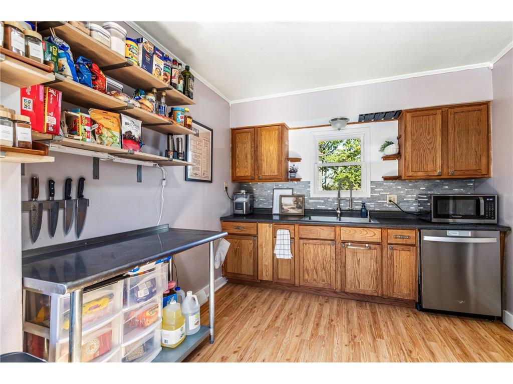 906 Cameron Street Eau Claire WI 54703 7069439 image15