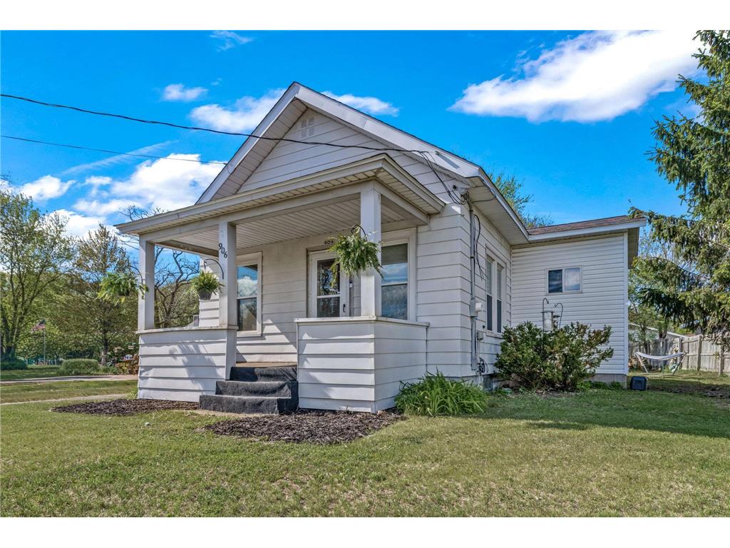 906 Cameron Street Eau Claire WI 54703 7069439 image2