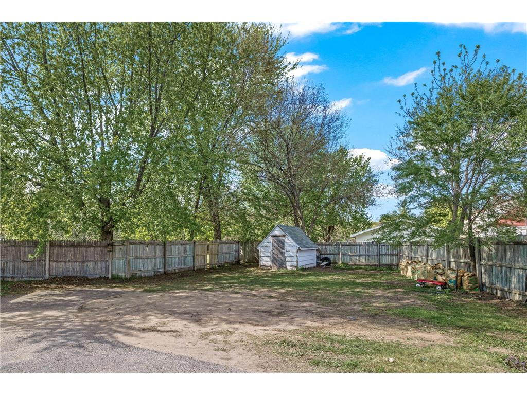 906 Cameron Street Eau Claire WI 54703 7069439 image27