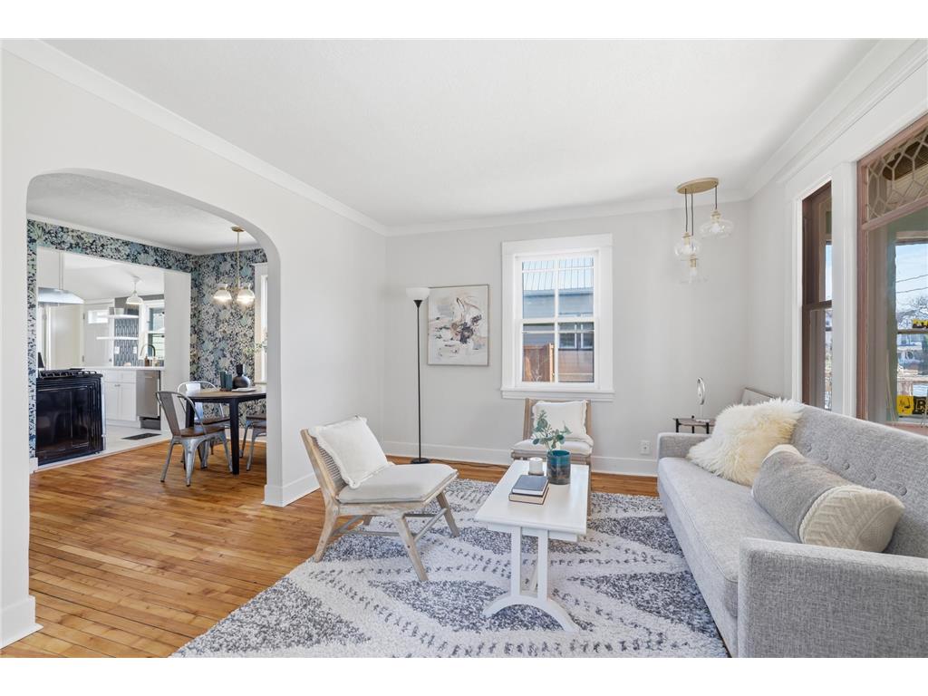 906 E 36th Street Minneapolis MN 55407 7020953 image1