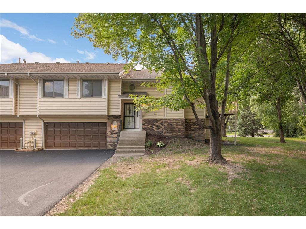 906 Evergreen Drive Burnsville MN 55337 6734754 image1