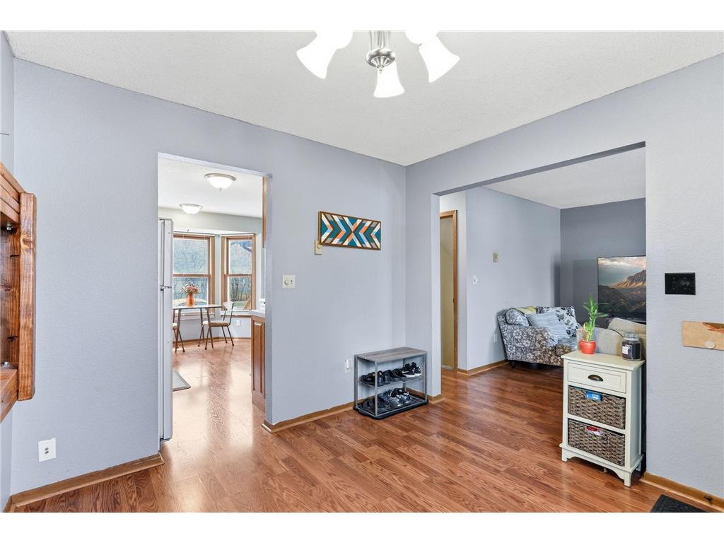 906 Galtier Street Saint Paul MN 55117 7054550 image11