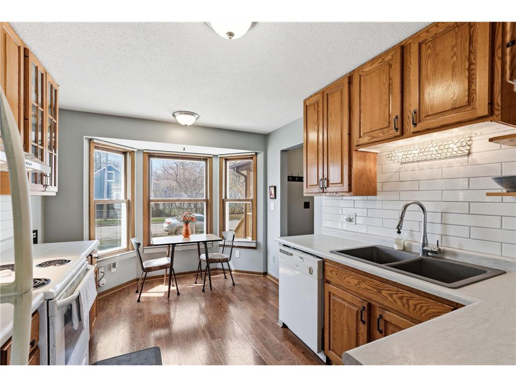 906 Galtier Street Saint Paul MN 55117 7054550 image12