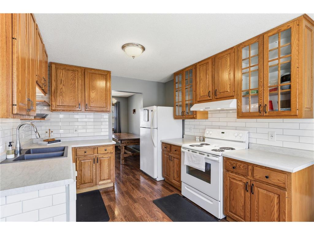 906 Galtier Street Saint Paul MN 55117 7054550 image16