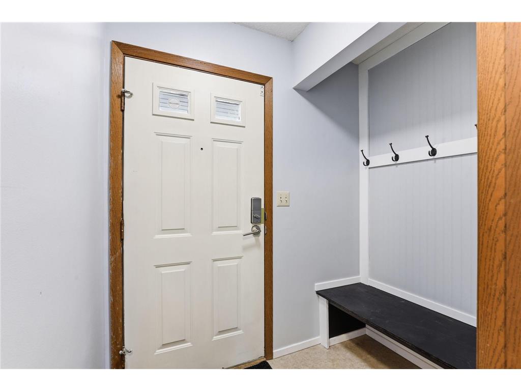 906 Galtier Street Saint Paul MN 55117 7054550 image2