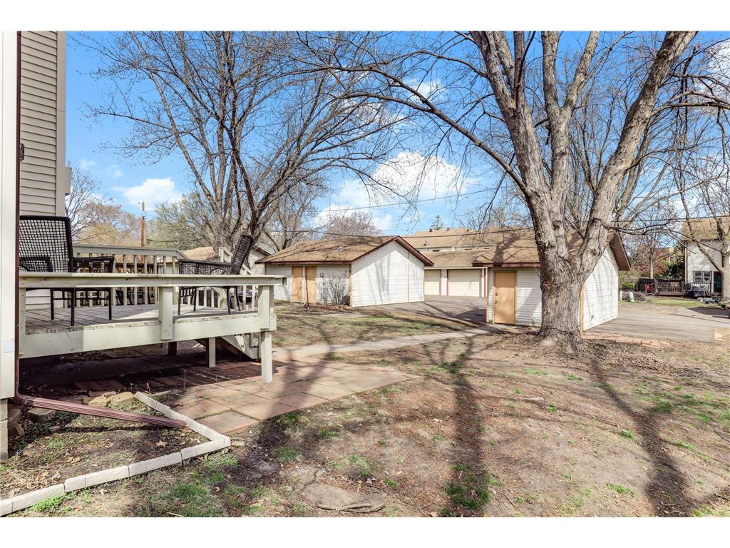906 Galtier Street Saint Paul MN 55117 7054550 image32