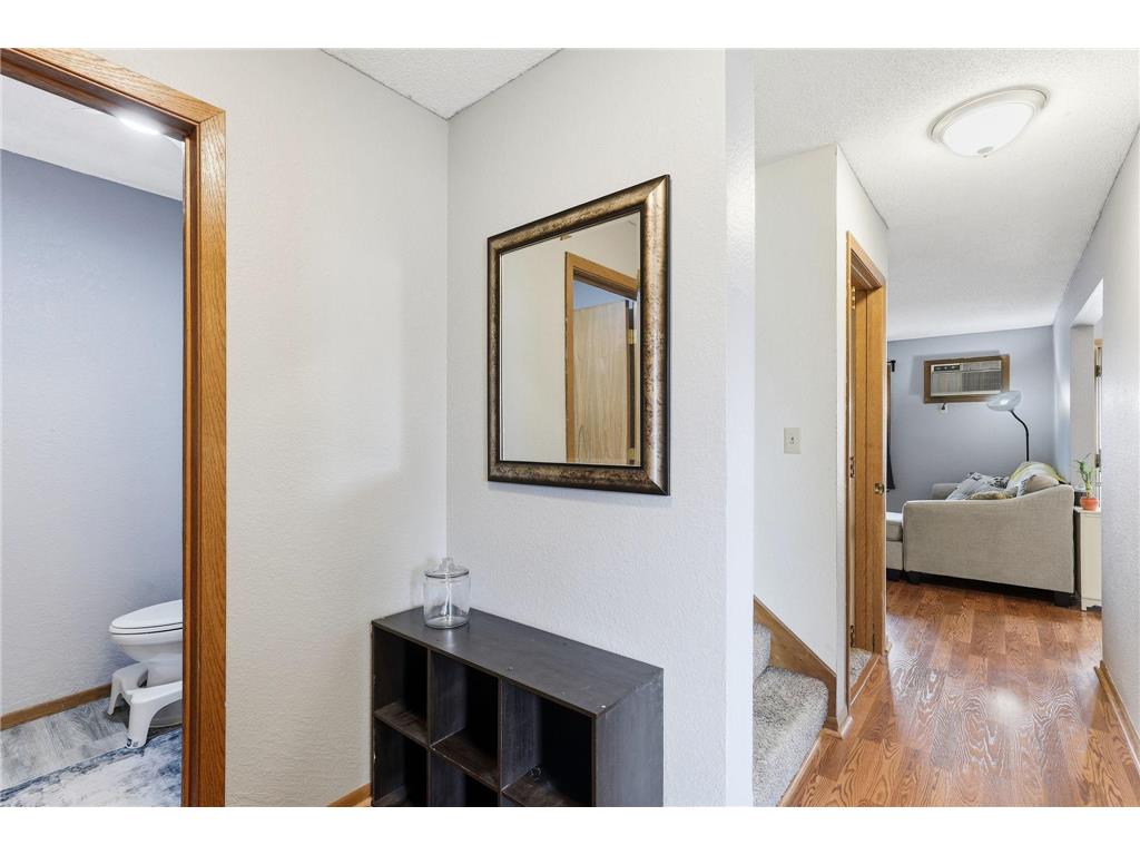 906 Galtier Street Saint Paul MN 55117 7054550 image4