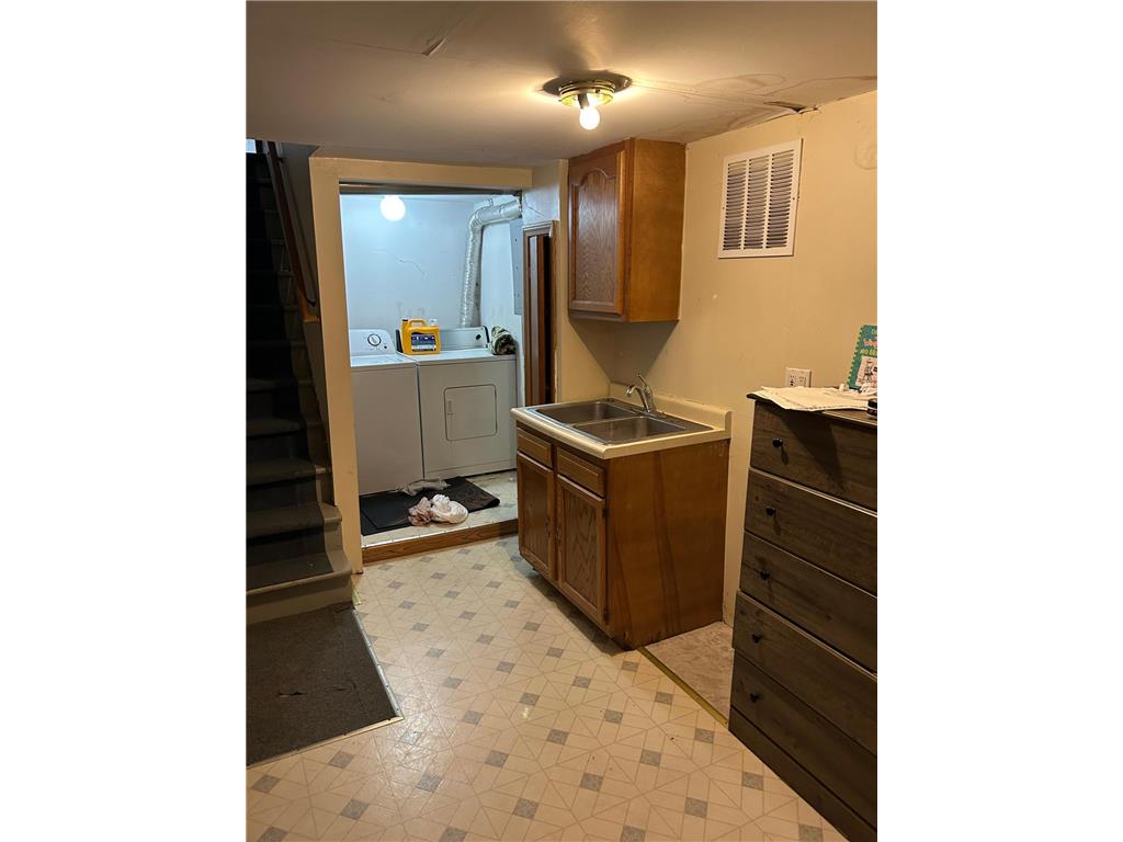 906 Irvine Avenue NW Bemidji MN 56601 6705329 image27