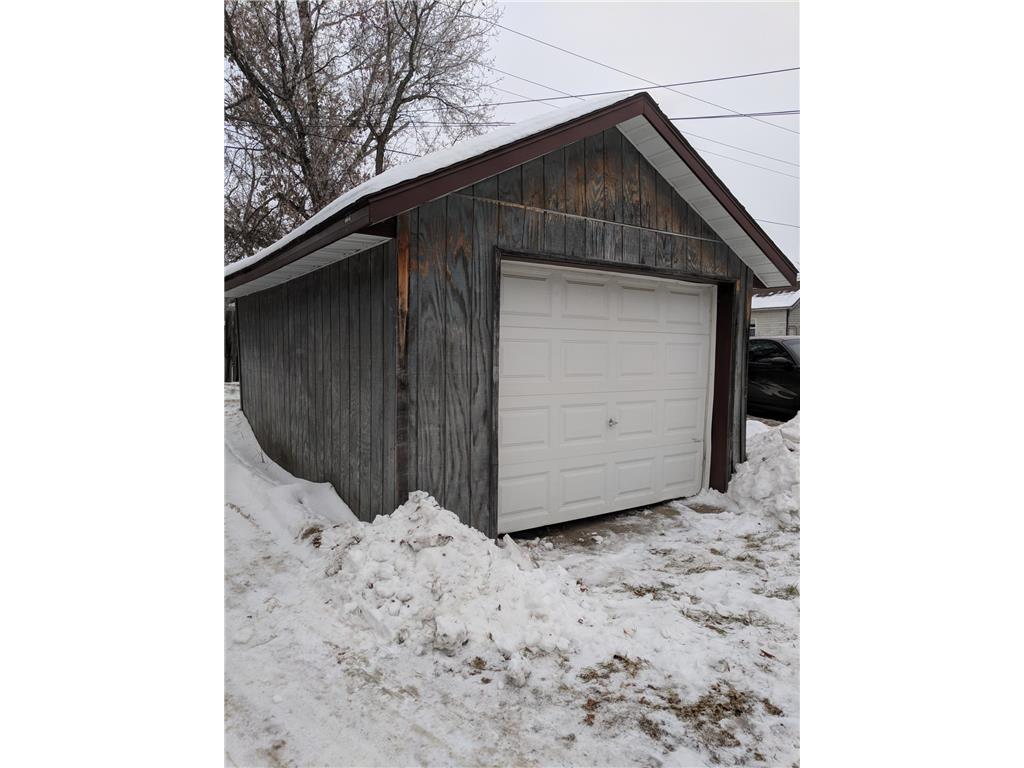 906 Irvine Avenue NW Bemidji MN 56601 7055326 image3