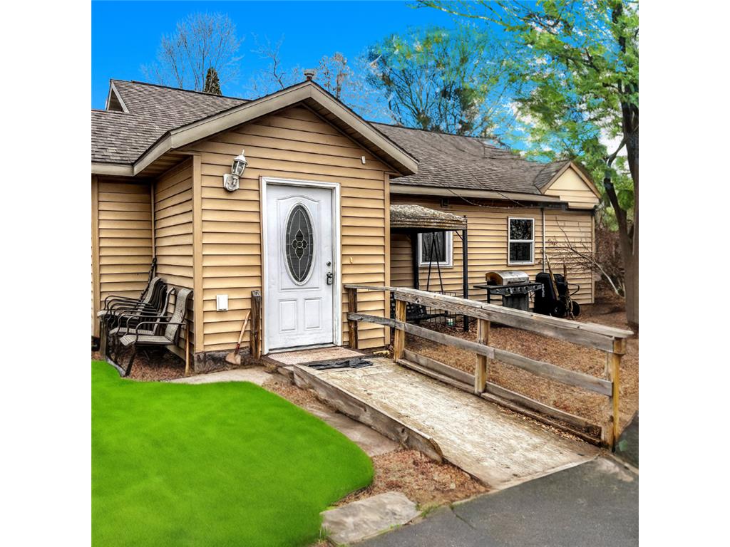 906 Lambert Avenue SE Bemidji MN 56601 6358949 image1