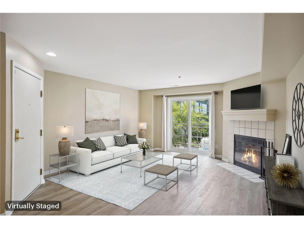 906 Lincoln Avenue Minneapolis MN 55403 6419793 image1