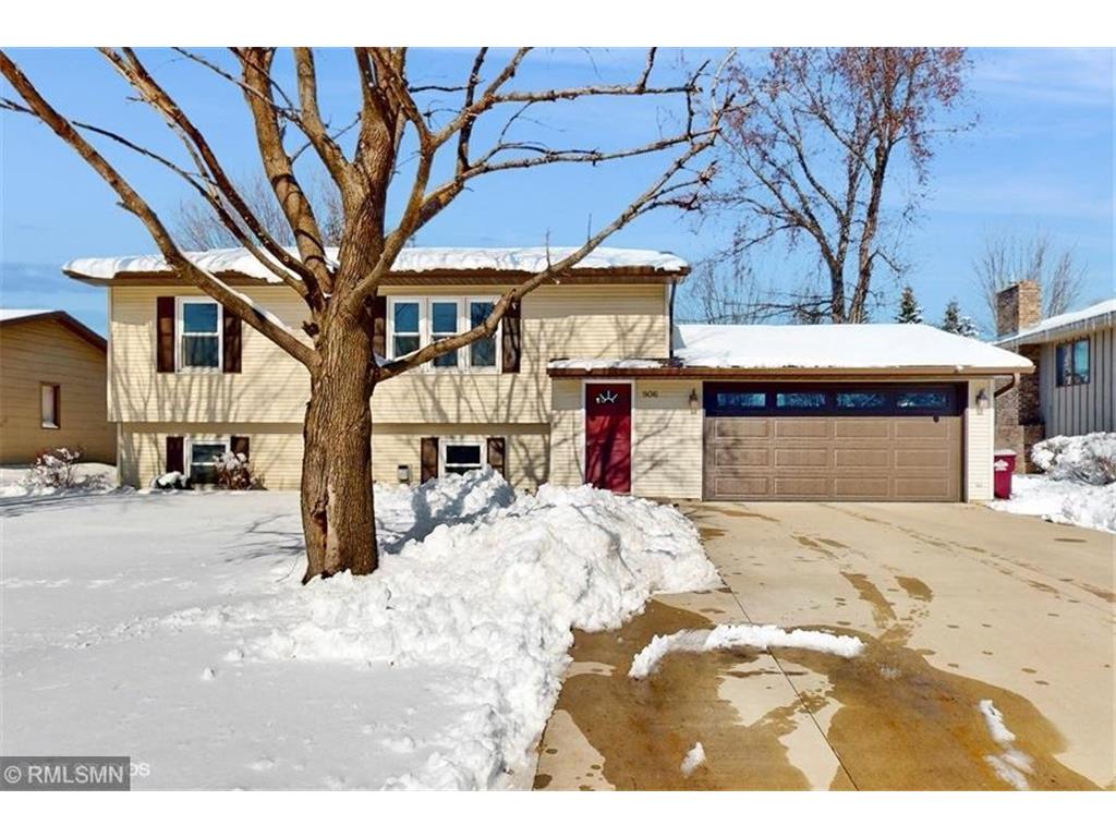 906 Minnesota Street W Cannon Falls MN 55009 6681463 image1