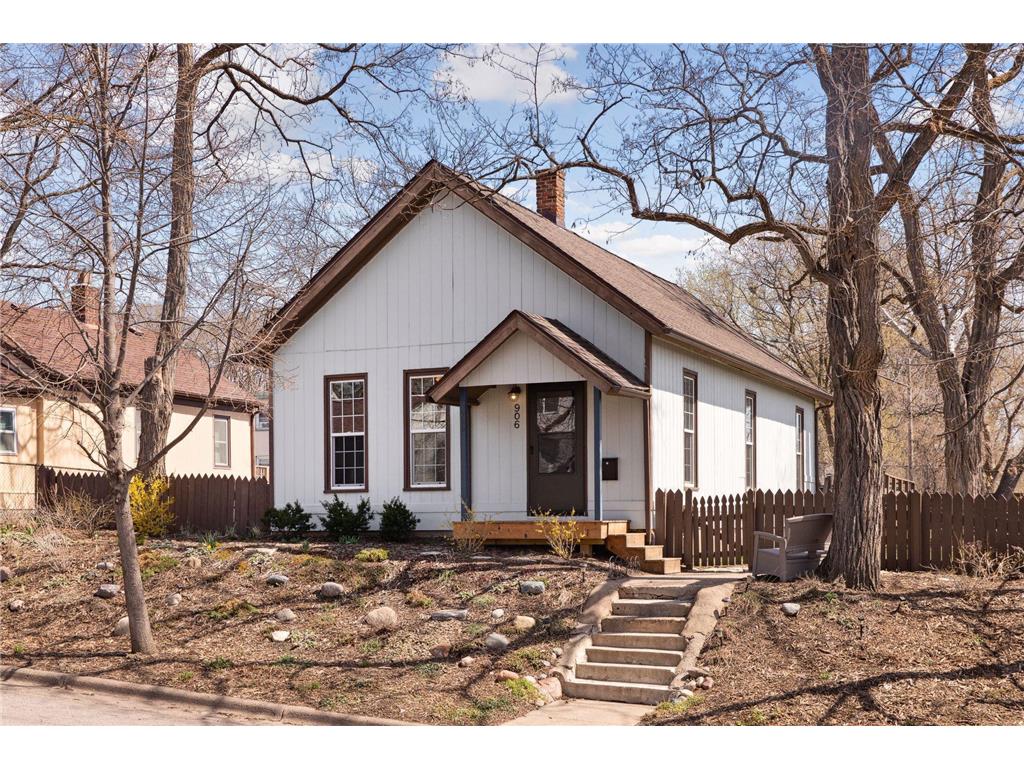 906 Russell Street Saint Paul MN 55106 6349530 image1