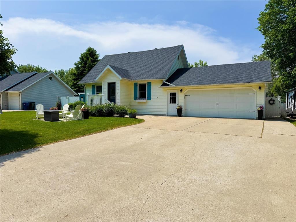 906 S Martin Street Fergus Falls MN 56537 6731910 image1