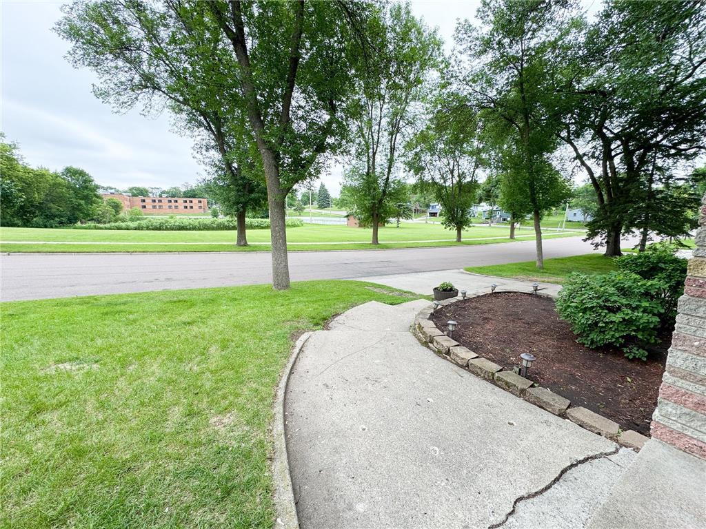 906 S Whitford Street Fergus Falls MN 56537 7056351 image25