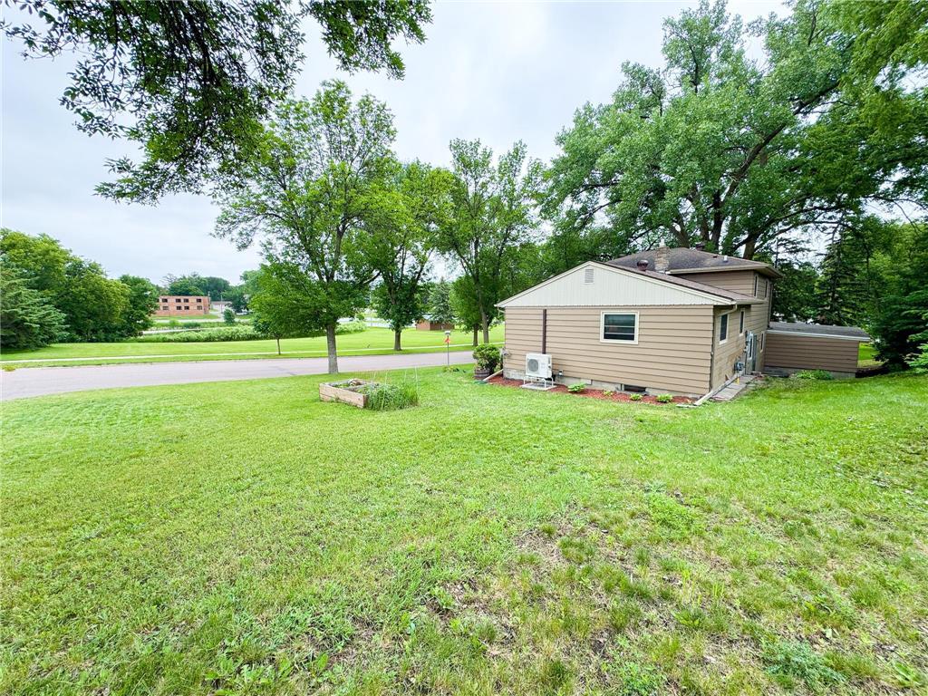 906 S Whitford Street Fergus Falls MN 56537 7056351 image30