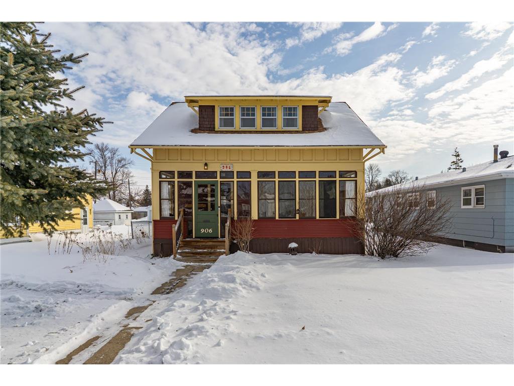 906 Stearns Street Crookston MN 56716 7027517 image1