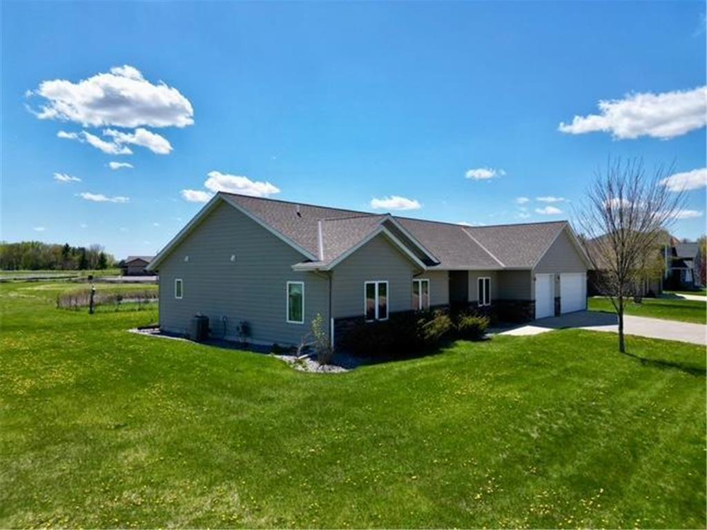 906 Sunrise Boulevard Redwood Falls MN 56283 7053151 image2
