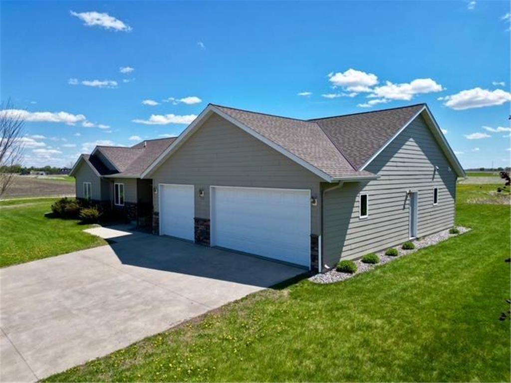 906 Sunrise Boulevard Redwood Falls MN 56283 7053151 image3